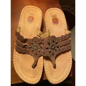 Earth Origins suede comfy flip flops great support